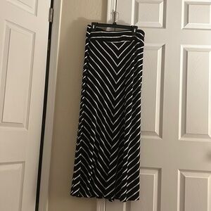 Women’s maxi skirt